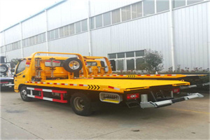 先农坛附近拖车救援搭电